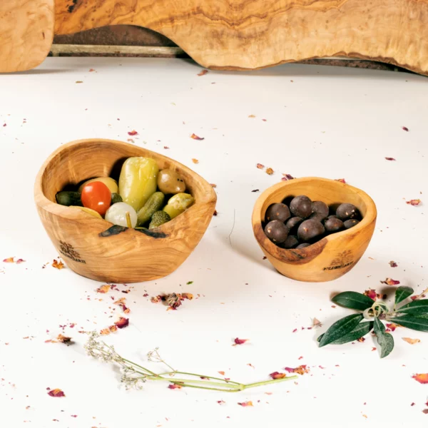 BOL EN BOIS D’OLIVIER EN FORME ARTISTIQUE BOL EN BOIS D’OLIVIER EN FORME ARTISTIQUE